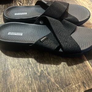 Skechers Goga Walk Black Slide Sandals Size 10 Women's